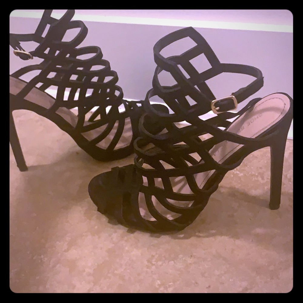 Black lace up heals